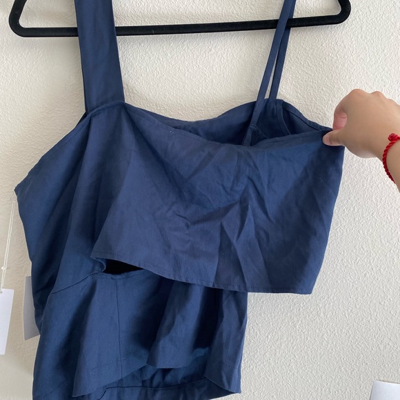 SHAINA MOTE one shoulder crisscross back sleeveless top in Navy - Picture 2 of 6